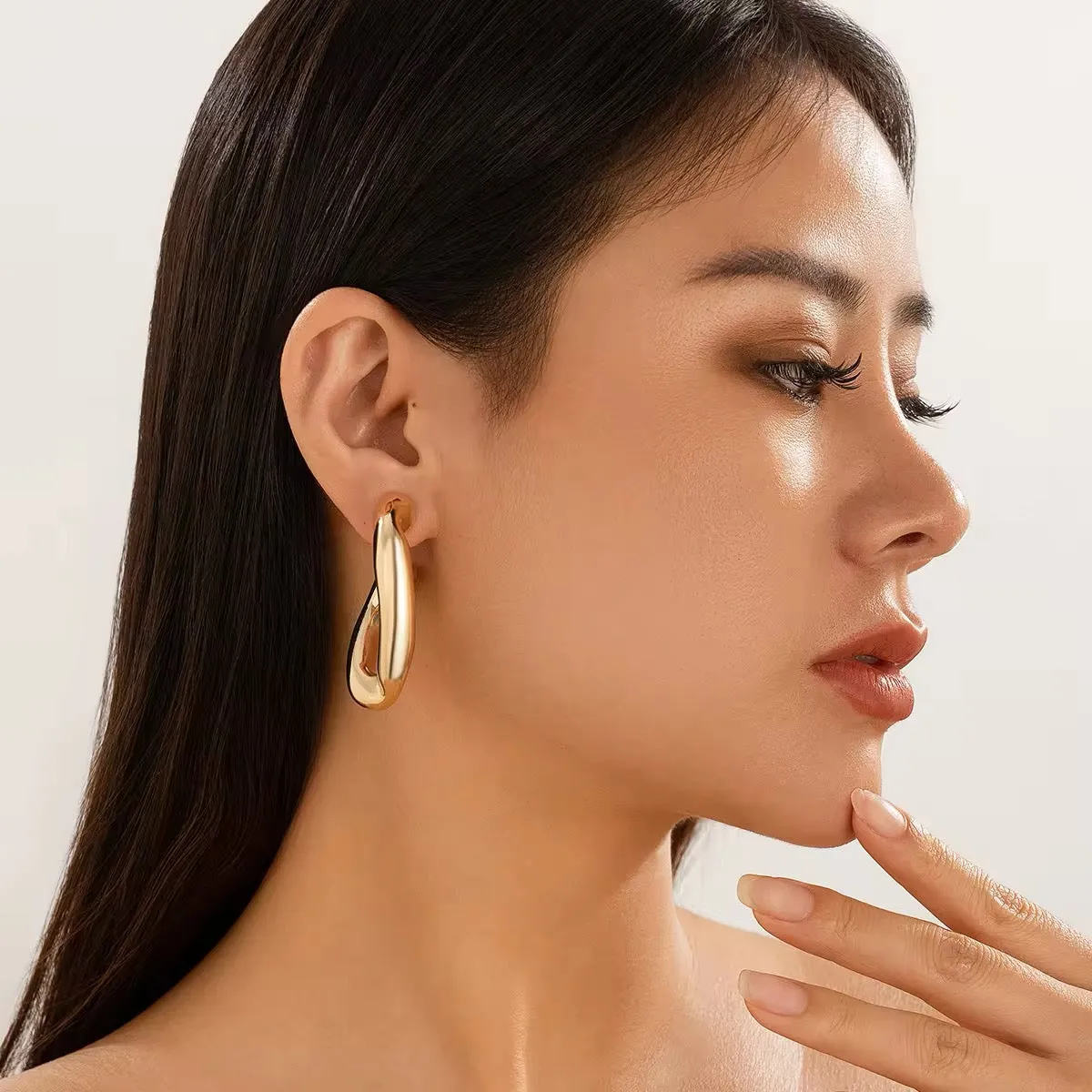 Geometric Irregular C-Shaped CCB Piercing Stud Earrings