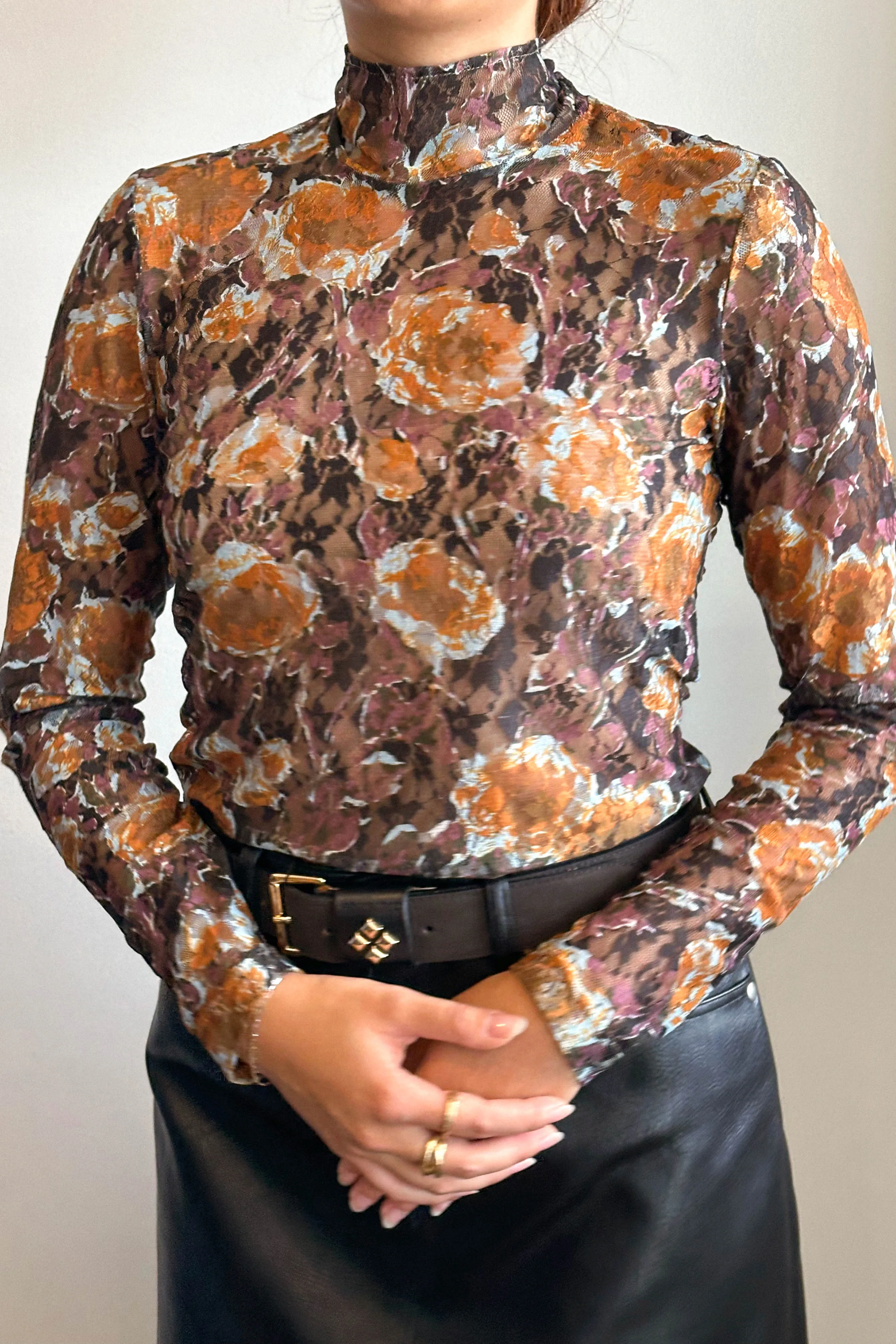 No. 6 - Rosa Turtleneck (Gold Roses)