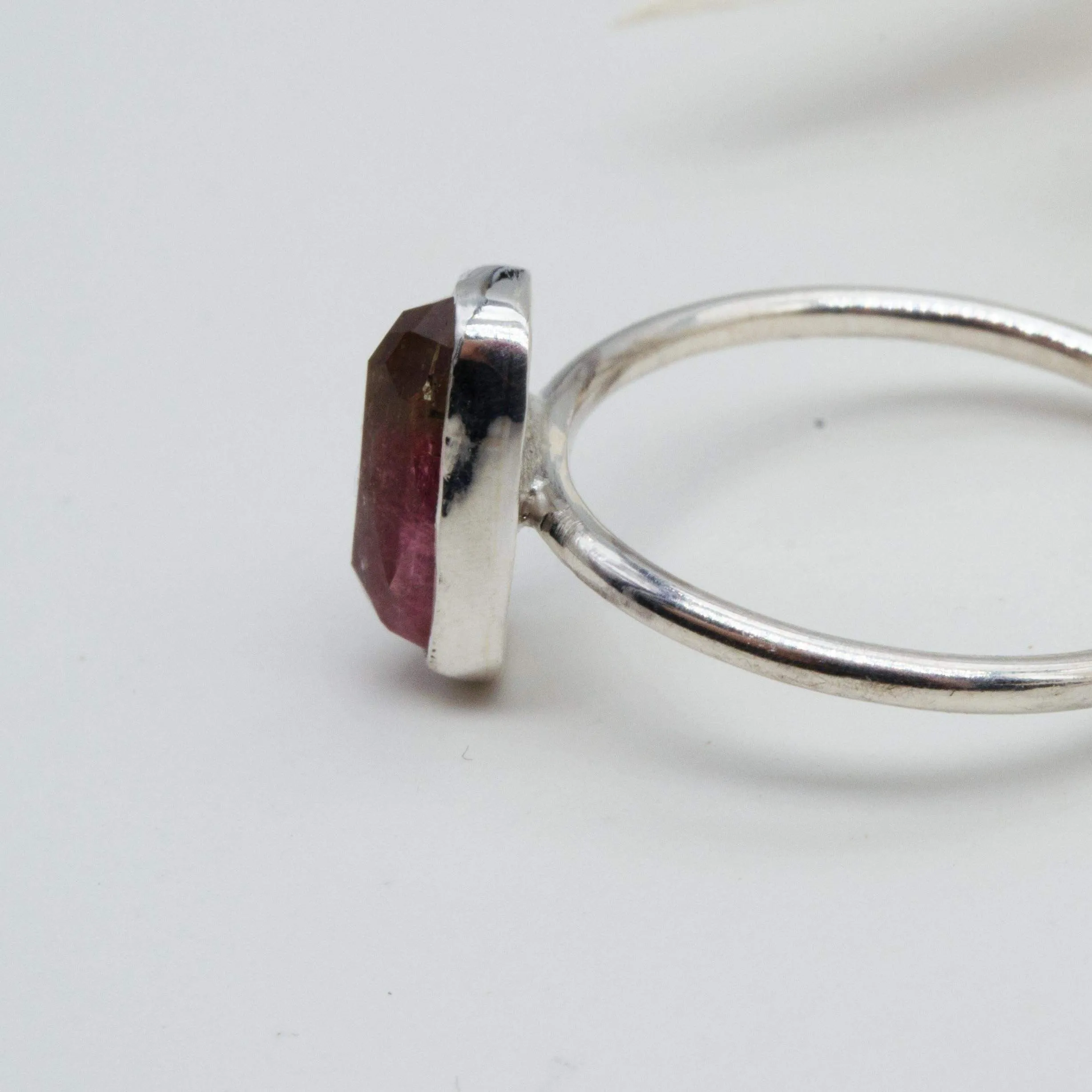 Pink / green tourmaline ring