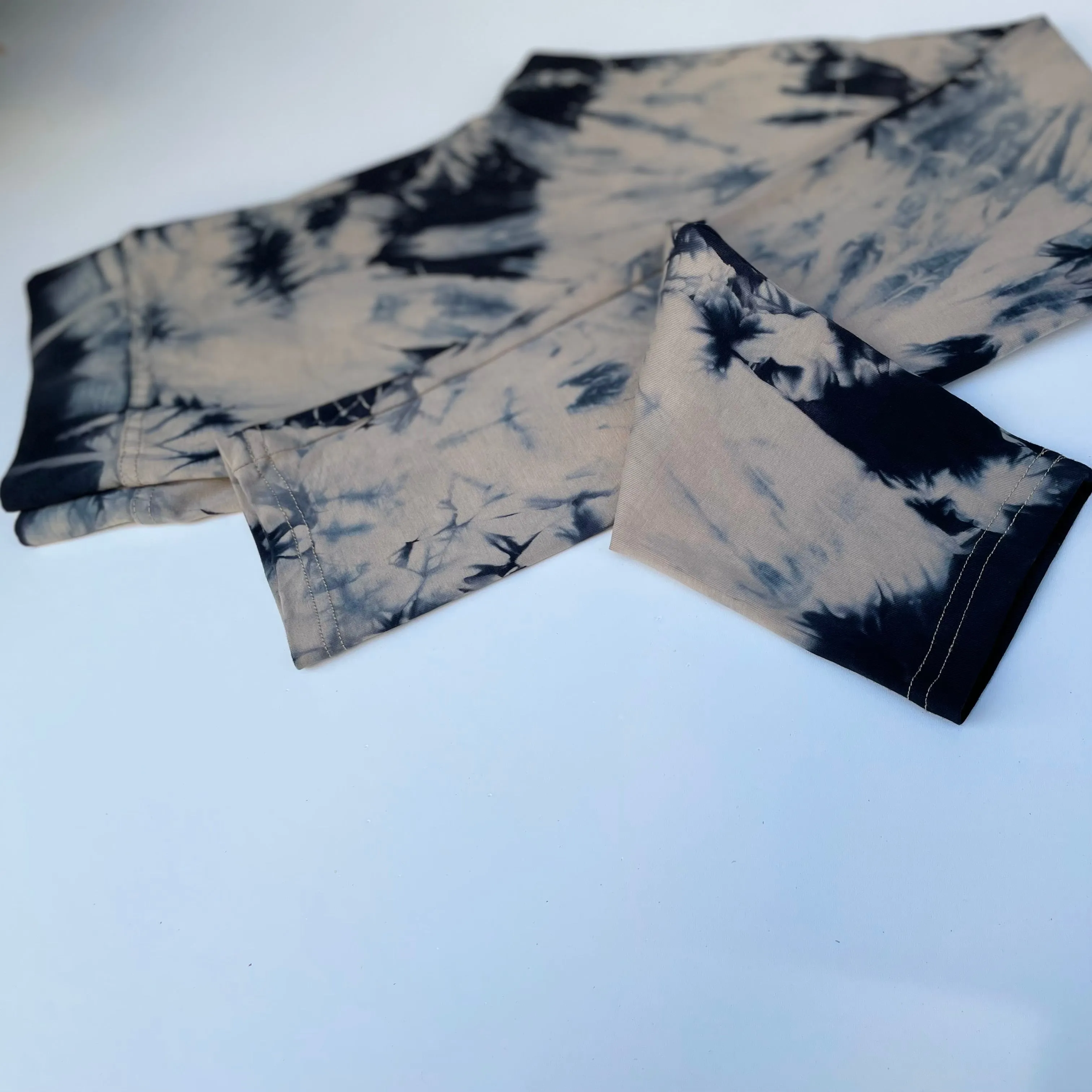 Tie Dye Yoga Leggings - Stone & Black