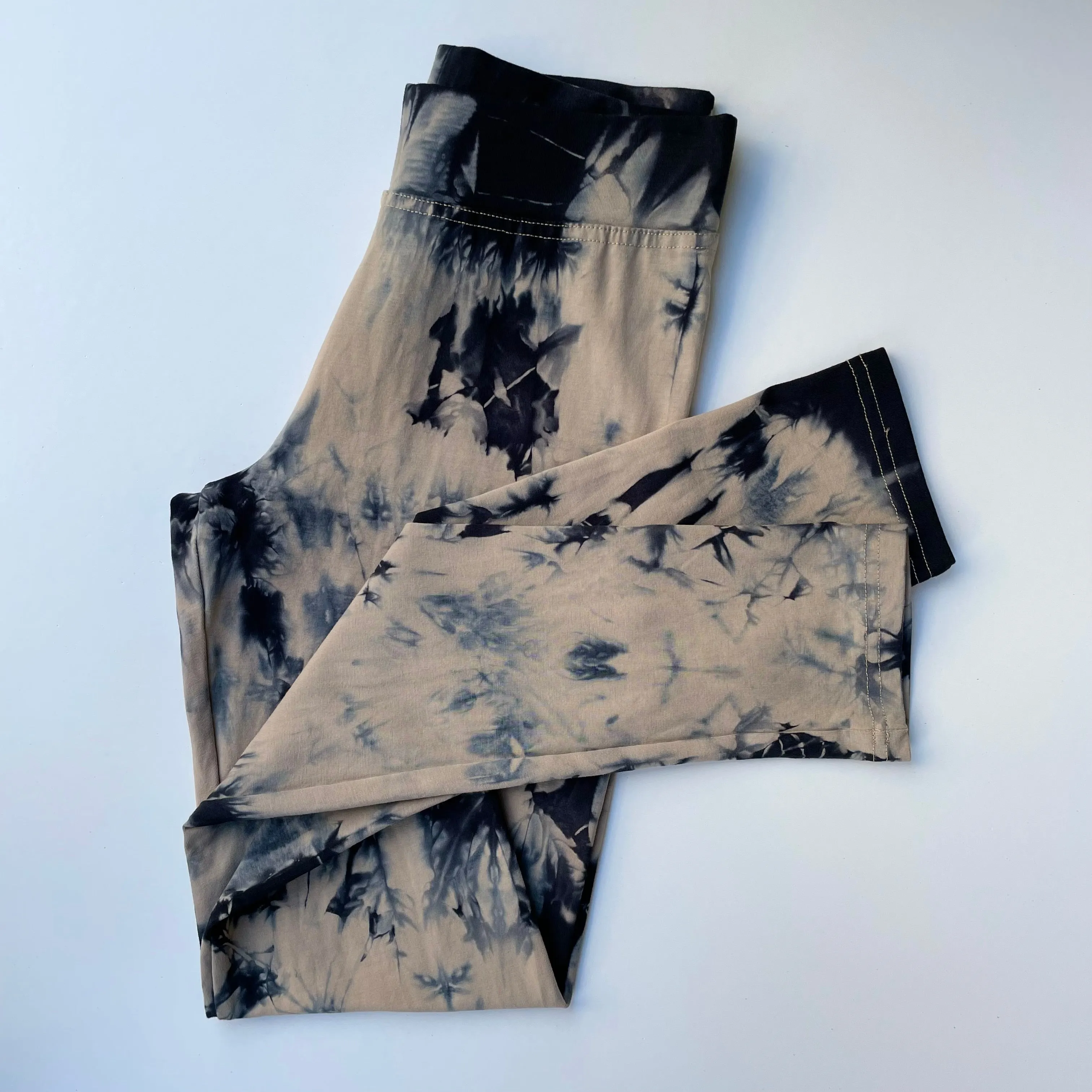 Tie Dye Yoga Leggings - Stone & Black