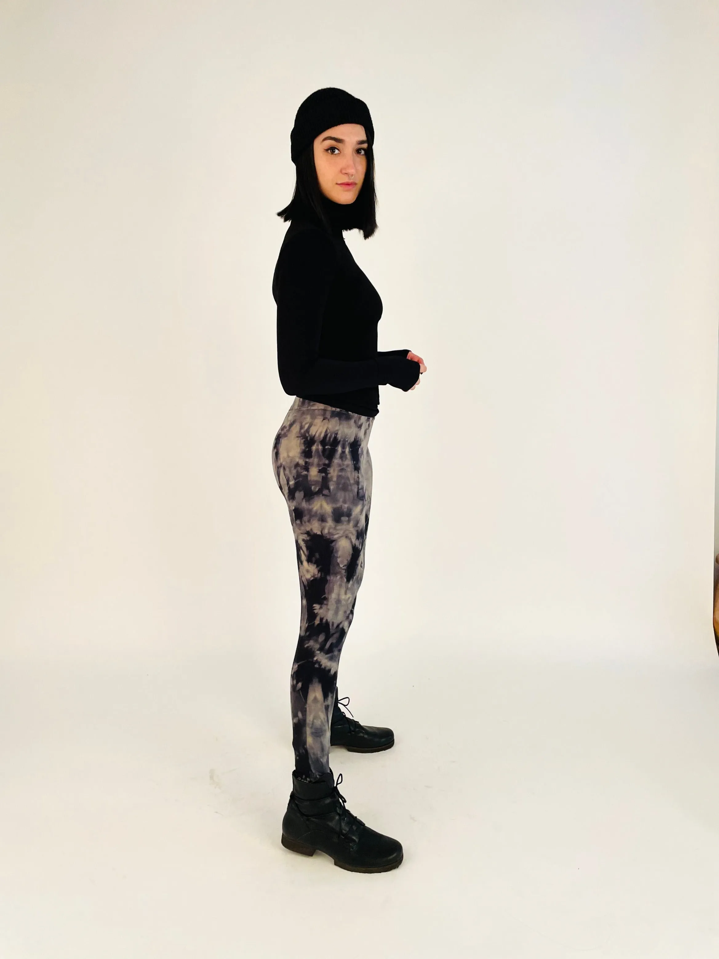 Tie Dye Yoga Leggings - Stone & Black